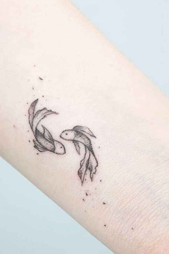 Beautiful Tiny Hand Tattoo Ideas  Pisces tattoo designs, Small