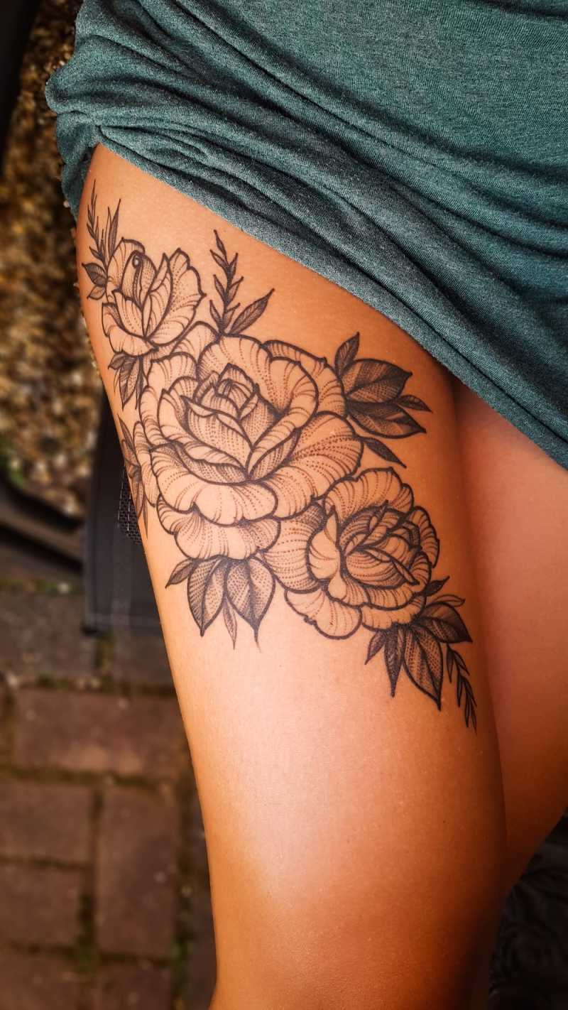 + attractive leg and thigh tattoo ideas for women in