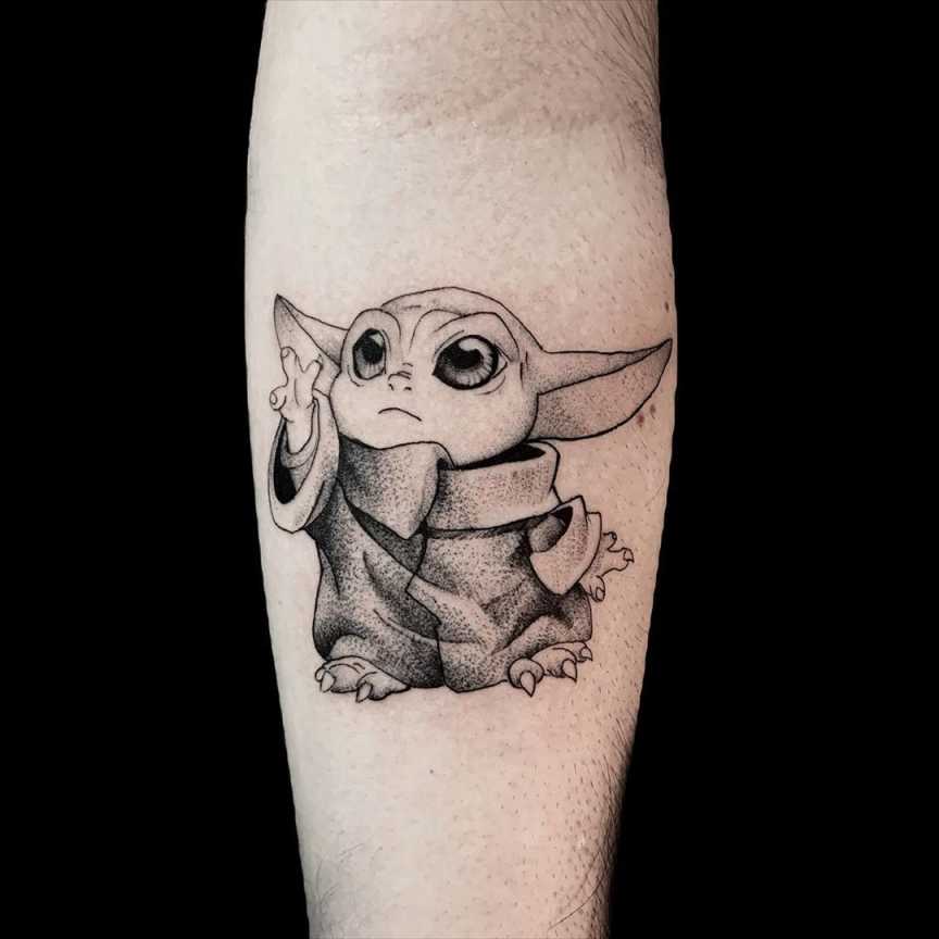 ◼️◾️Baby Yoda ◾️◼️ Isso que é uma Tattoo “iti” 😍😍😍 OLHA