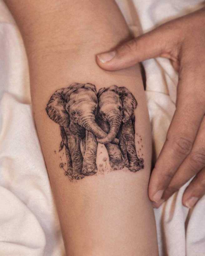 Cool Small Elephant Tattoo Ideas [ Inspiration Guide