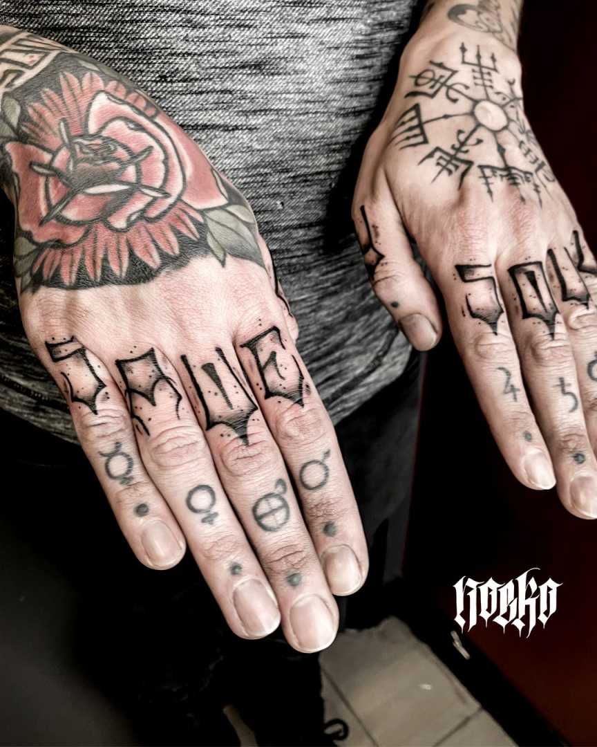 finger tattoos knuckle tattoos lettering tattoo noeko  Knuckle