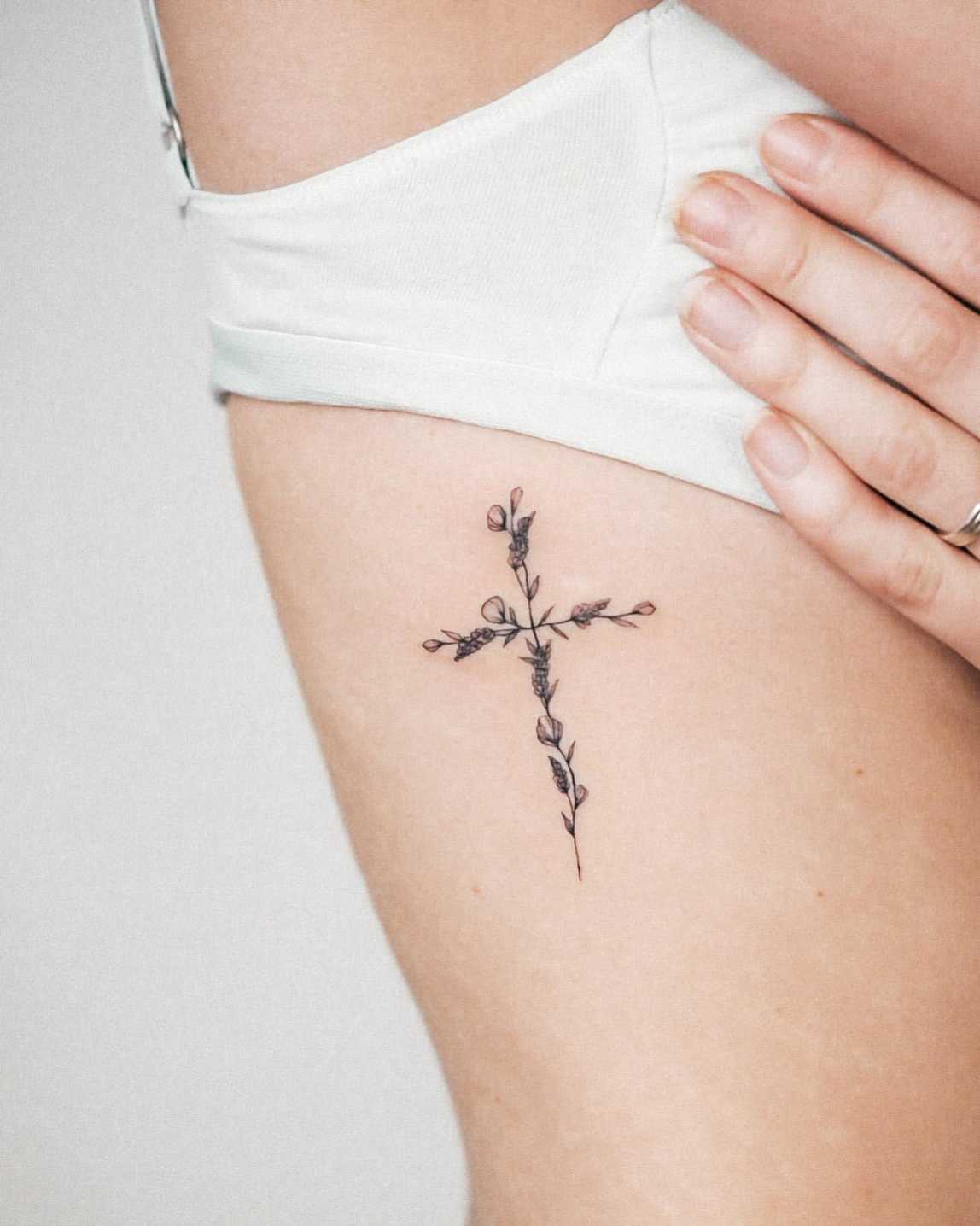 Meaningful Cross Tattoo Ideas For Women In