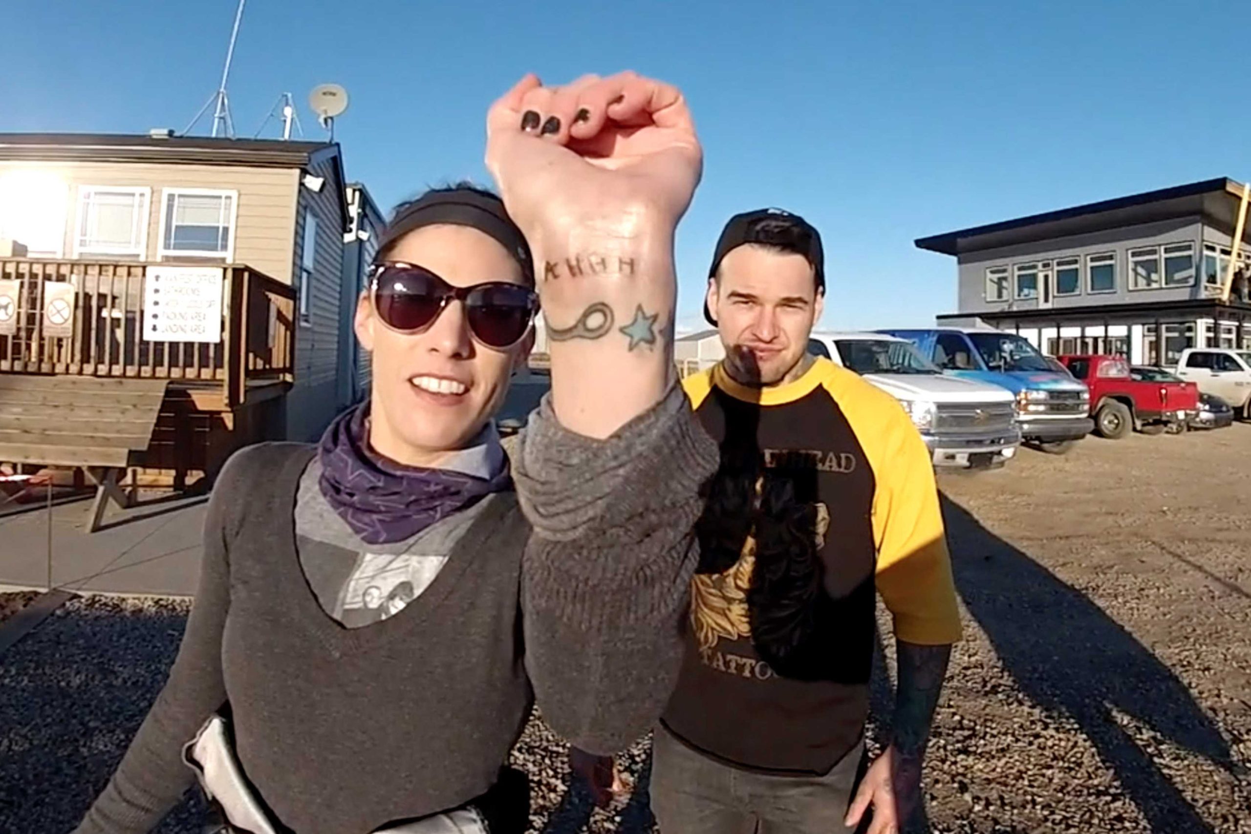 Woman gets tattoo while skydiving